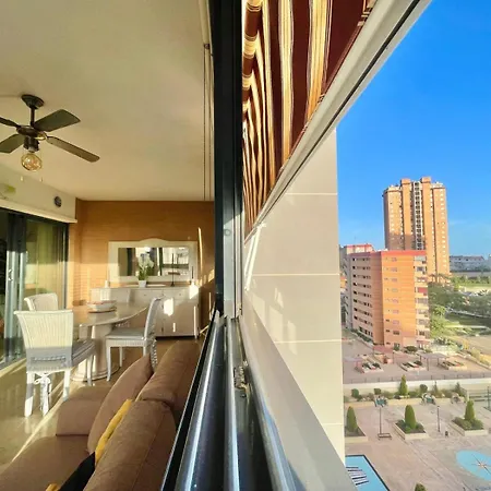 Torre Doscalas Poniente ベニドルム