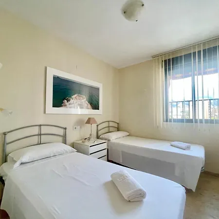 Torre Doscalas Poniente Апартаменты Бенидорм